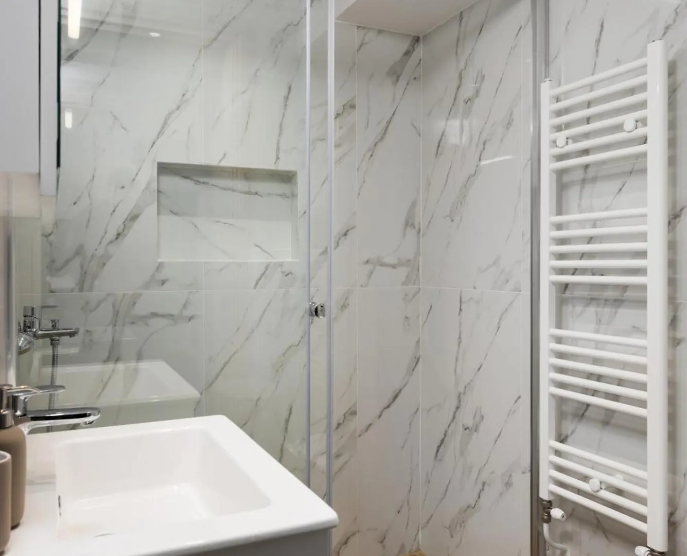 Babylon Luxury Suites No2 By Binobi! Saloniki Apartament