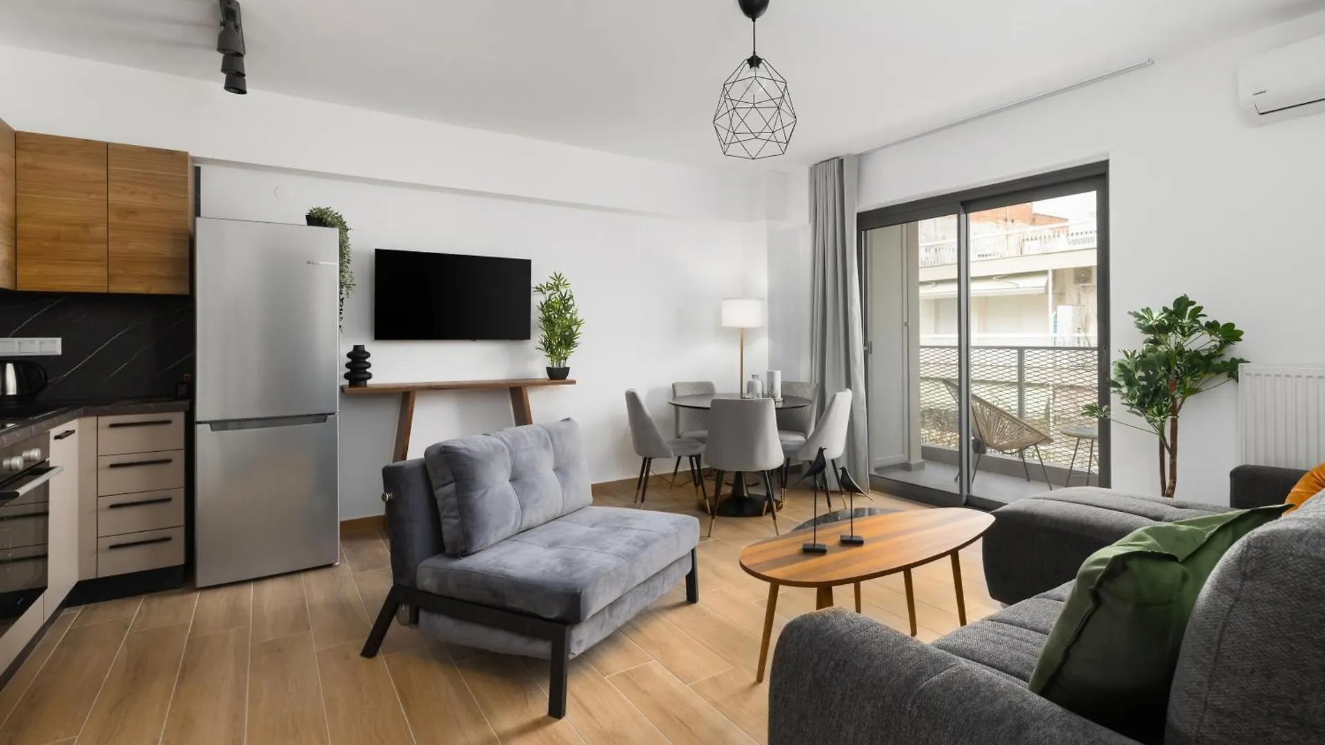 Babylon Luxury Suites No2 By Binobi! Saloniki